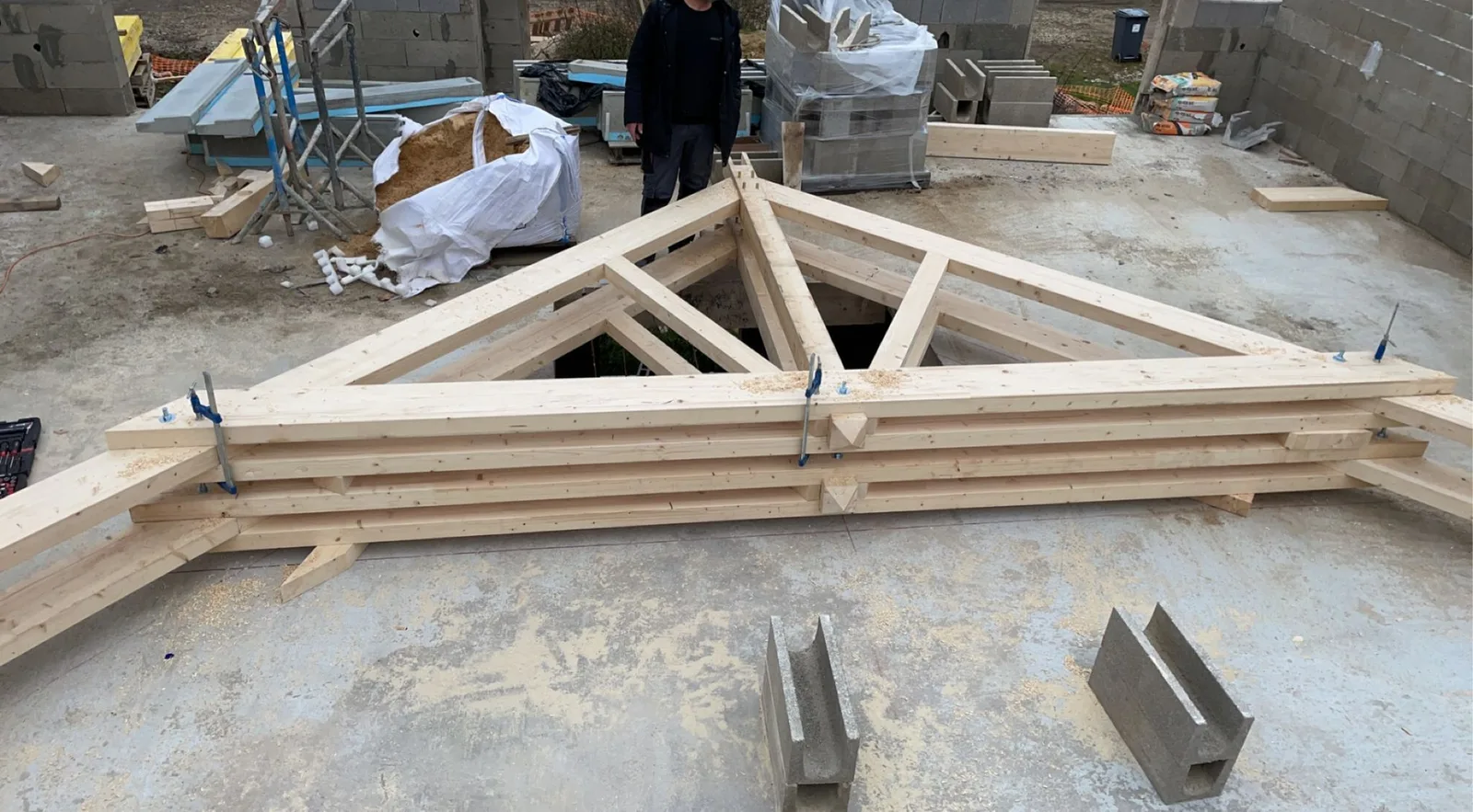 Chantier Neuve, traditionnelle, fermettes 3