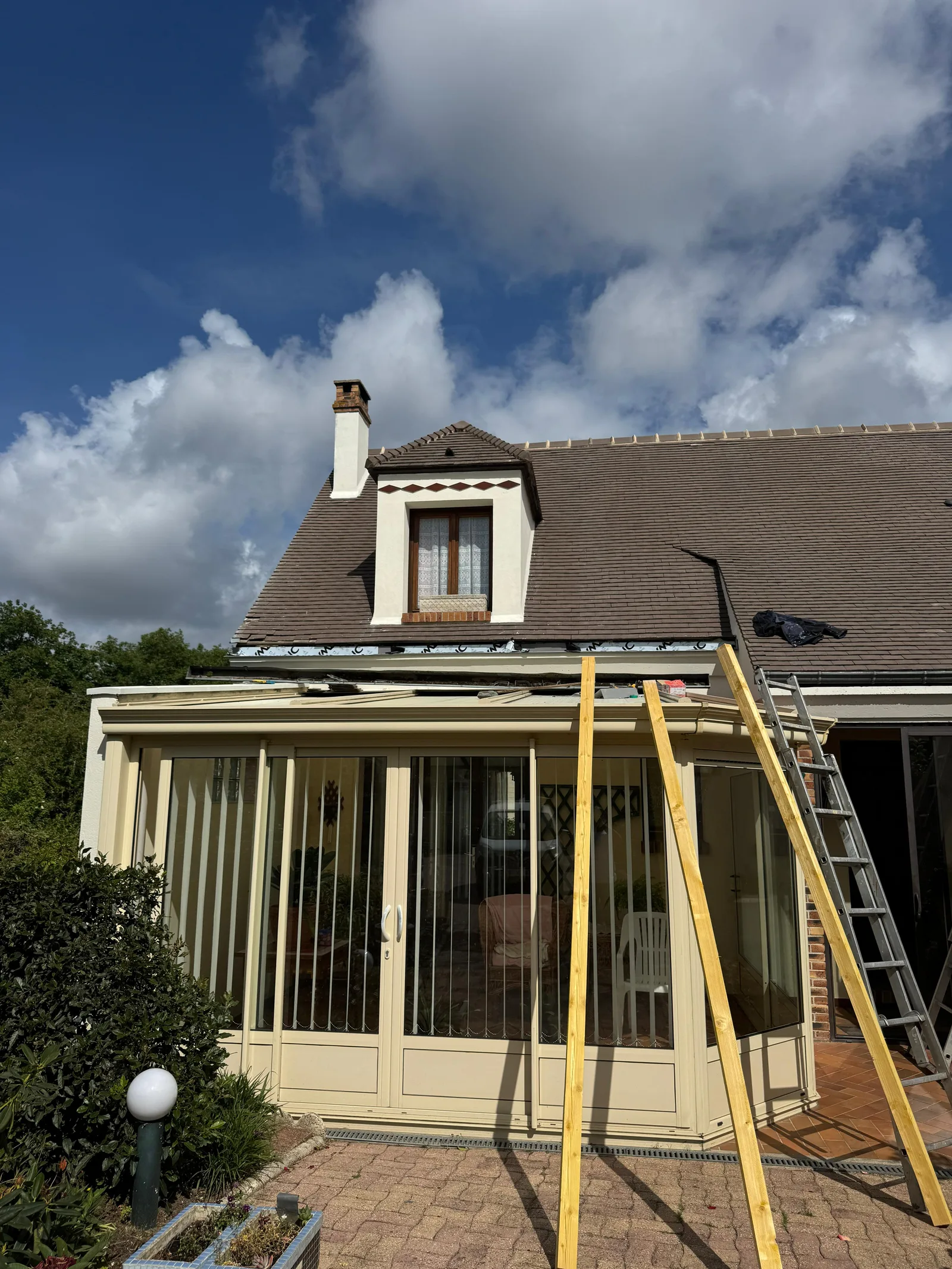 Maison ardoise à Bonnières-sur-Seine